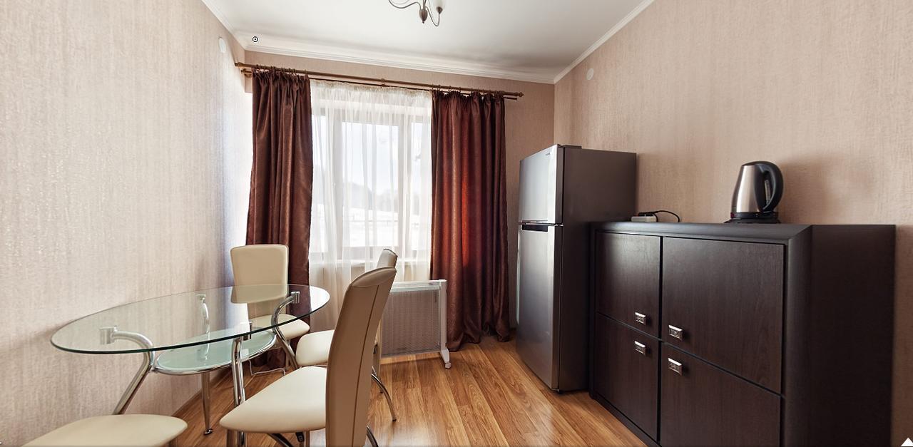 Alpen House Hotel Vyshka Bagian luar foto