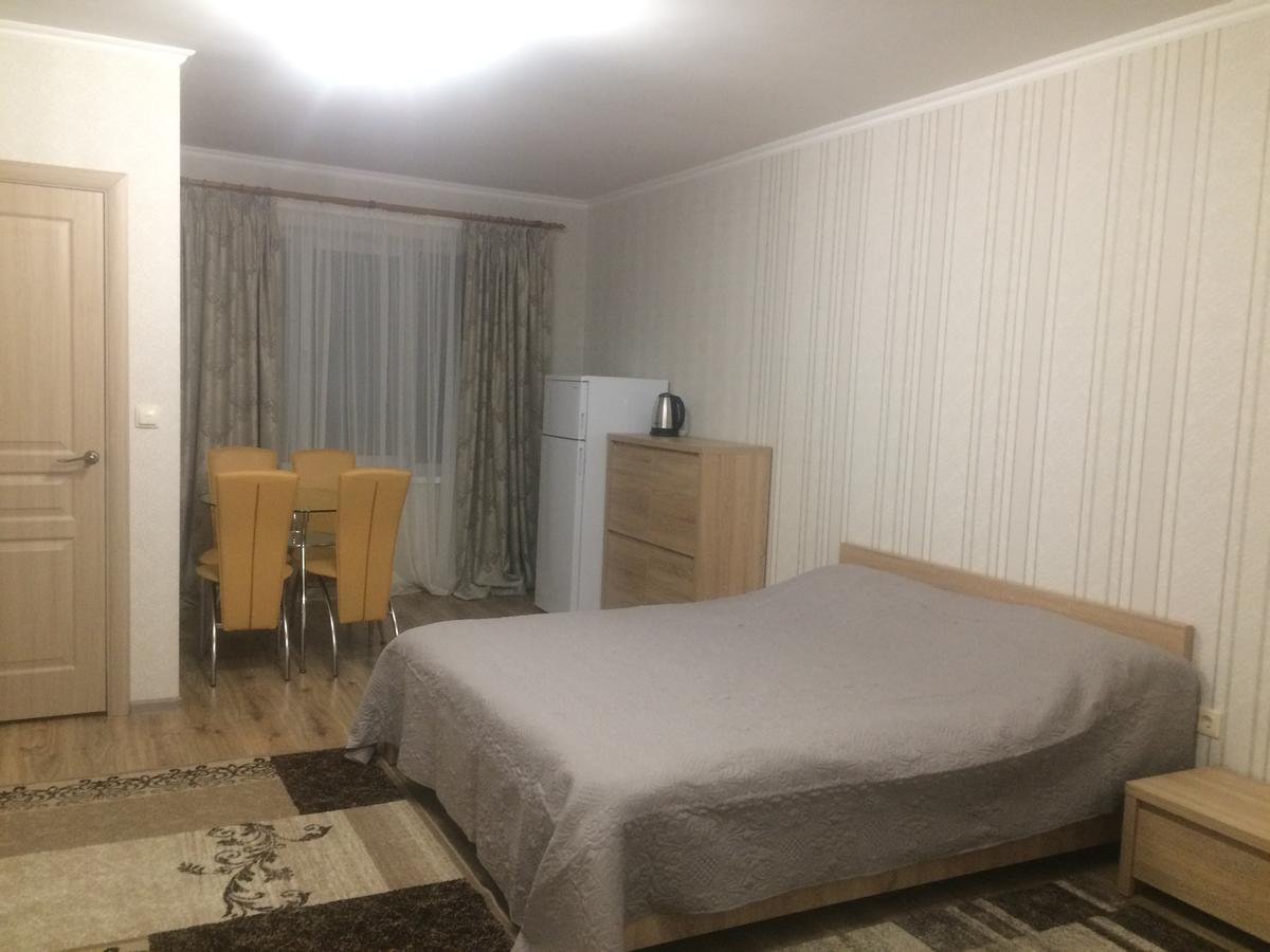 Alpen House Hotel Vyshka Bagian luar foto